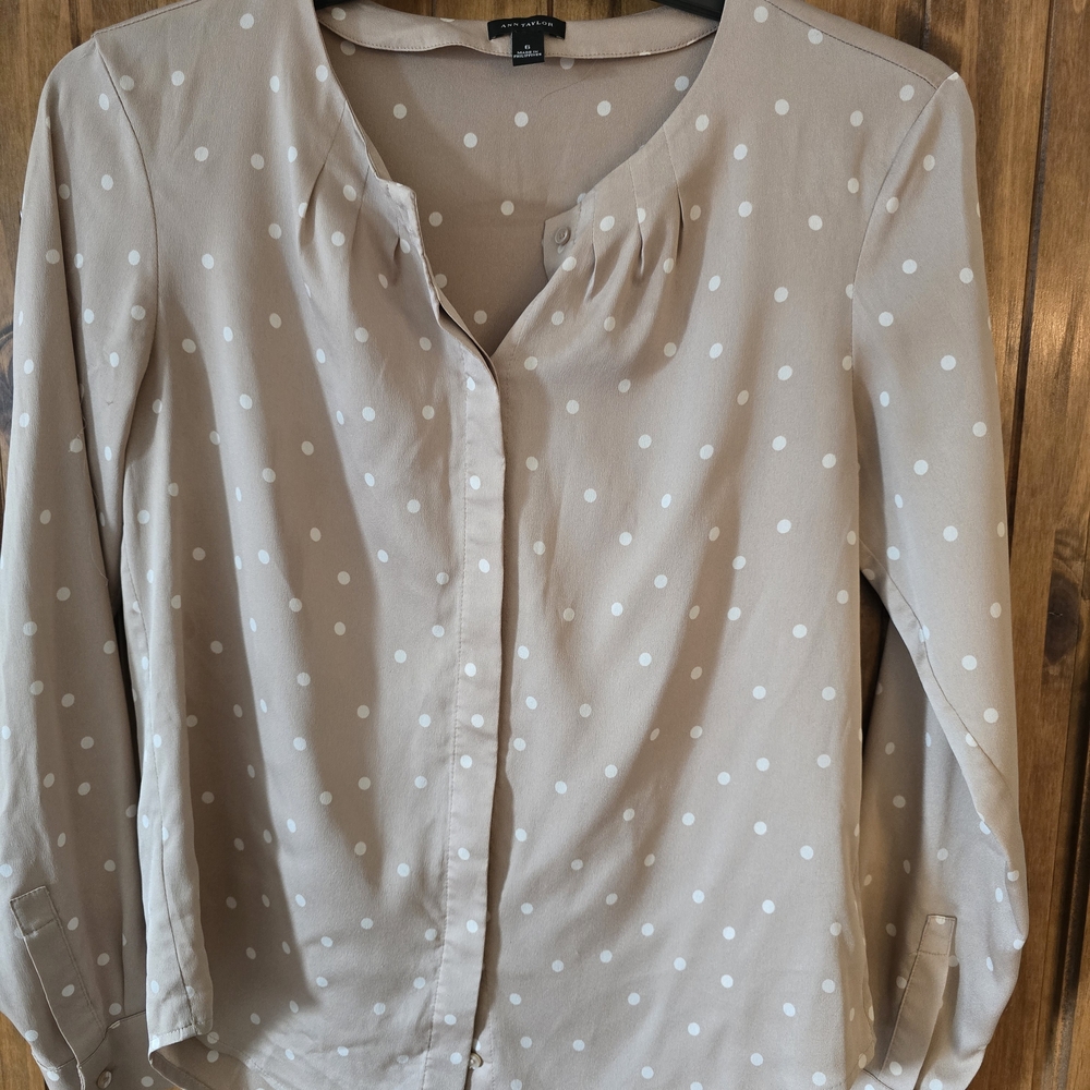 Polka Dot Blouse in Beige and White